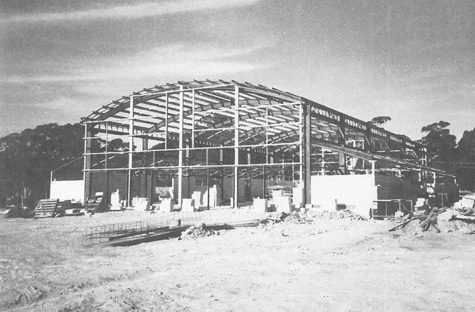 Building the new Assembly Hall (1987)